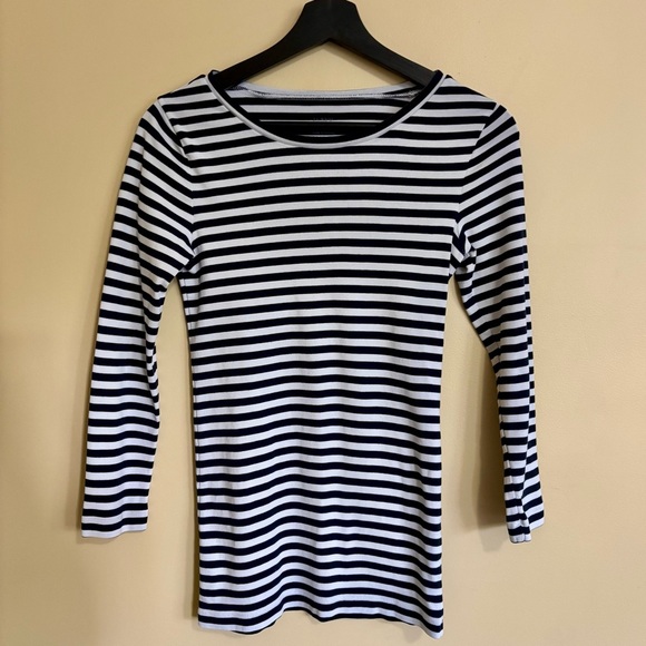 J. Crew| Casual Navy & White Striped Soft Long Sleeve Cotton Tee Shirt Sz Small - Picture 2 of 6